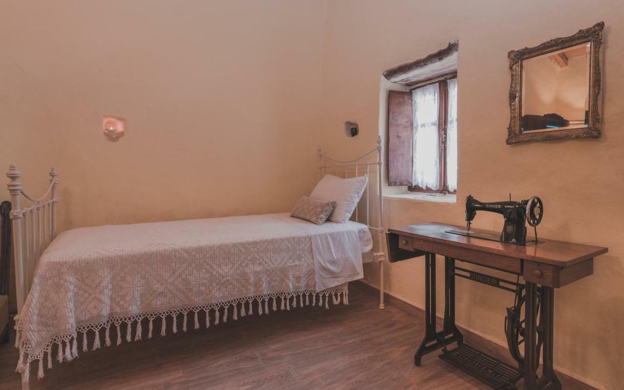 La Casa Di Nonna Guest House Korithion Ngoại thất bức ảnh